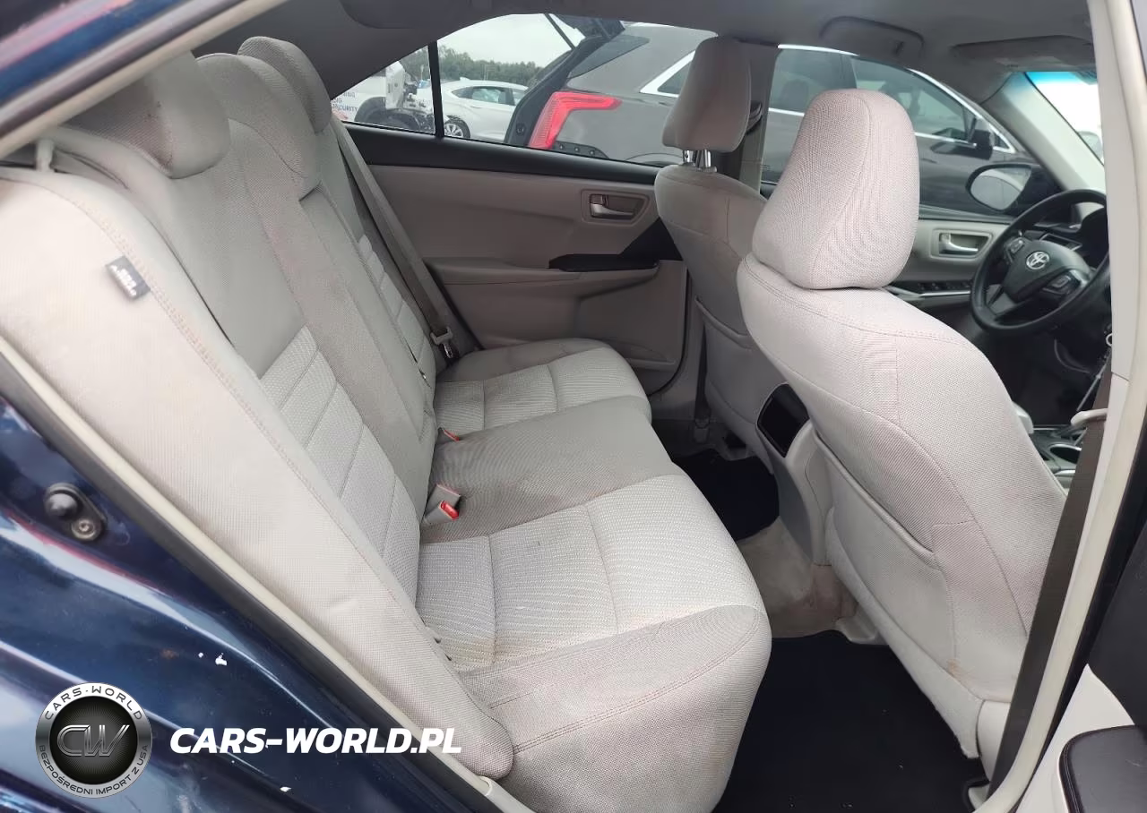 2015 Toyota Camry Le VIN:4T1BF1FK7FU974528 - 10