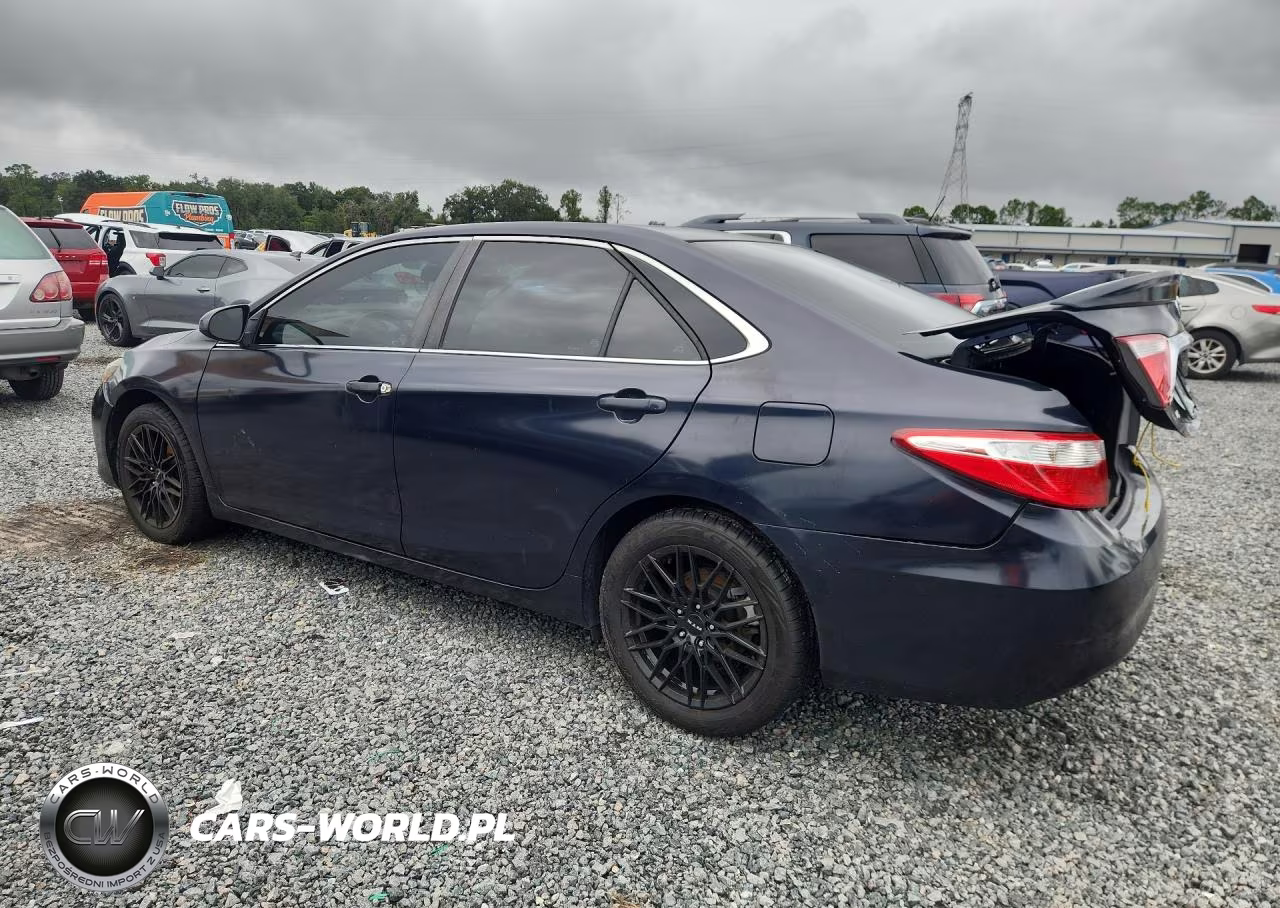 2015 Toyota Camry Le VIN:4T1BF1FK7FU974528 - 2
