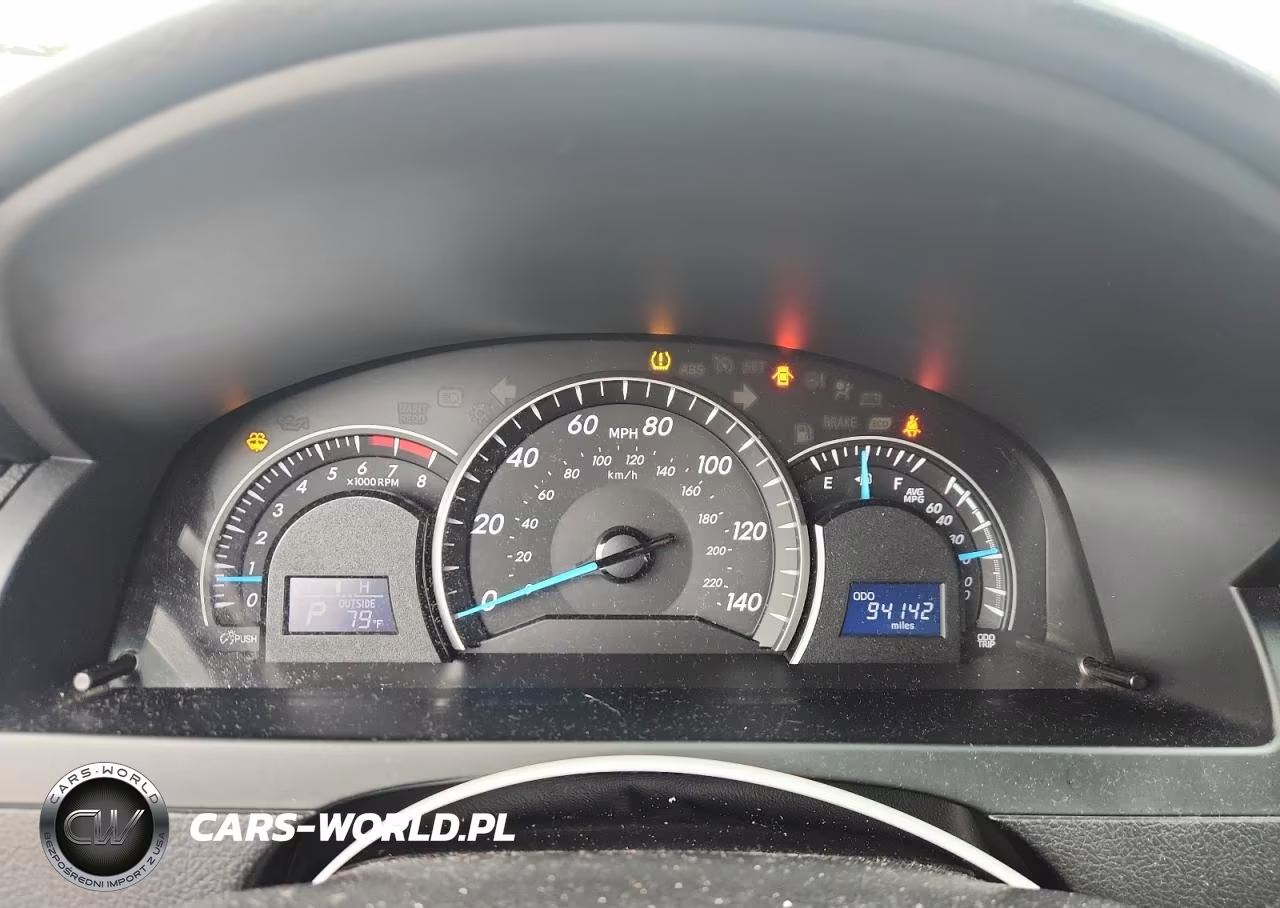 2015 Toyota Camry Le VIN:4T1BF1FK7FU974528 - 9