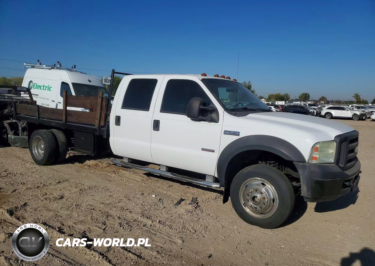 2007 Ford F550 Super Duty VIN:1FDAW57P17EA52846 - 4