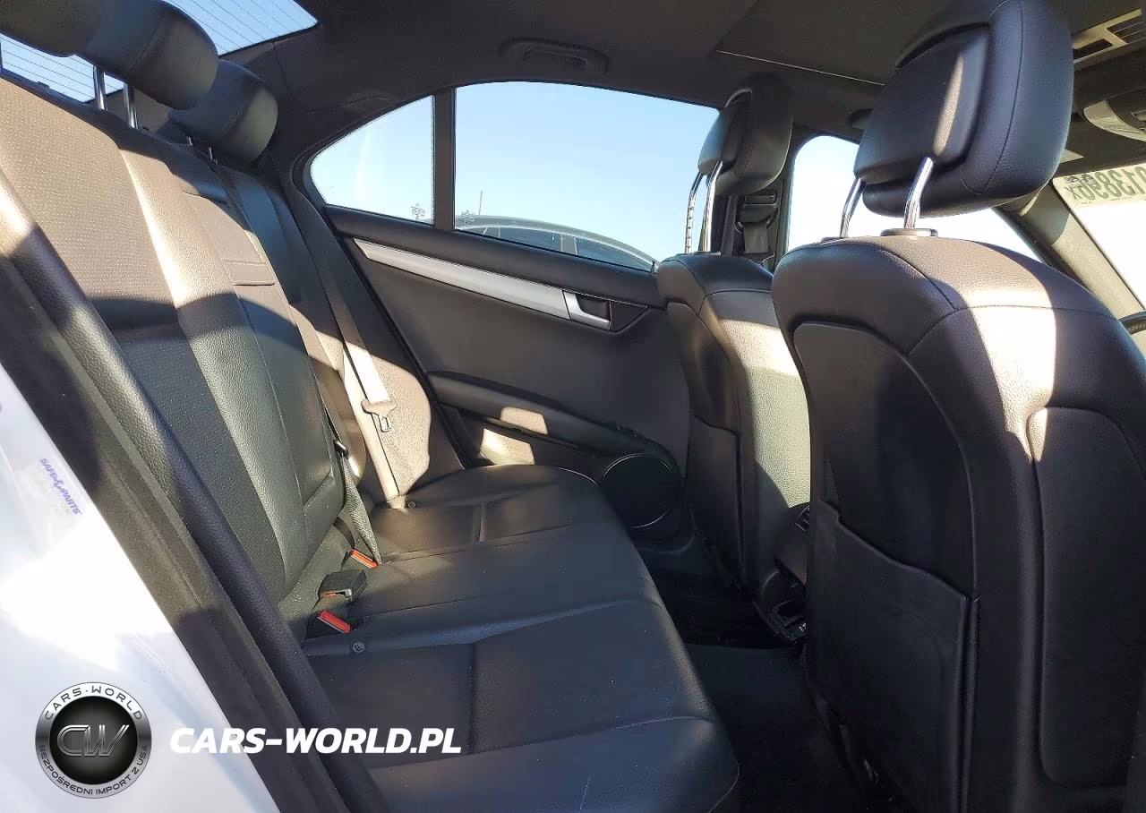 2013 Mercedes-Benz C 250 VIN:WDDGF4HB0DG001498 - 10