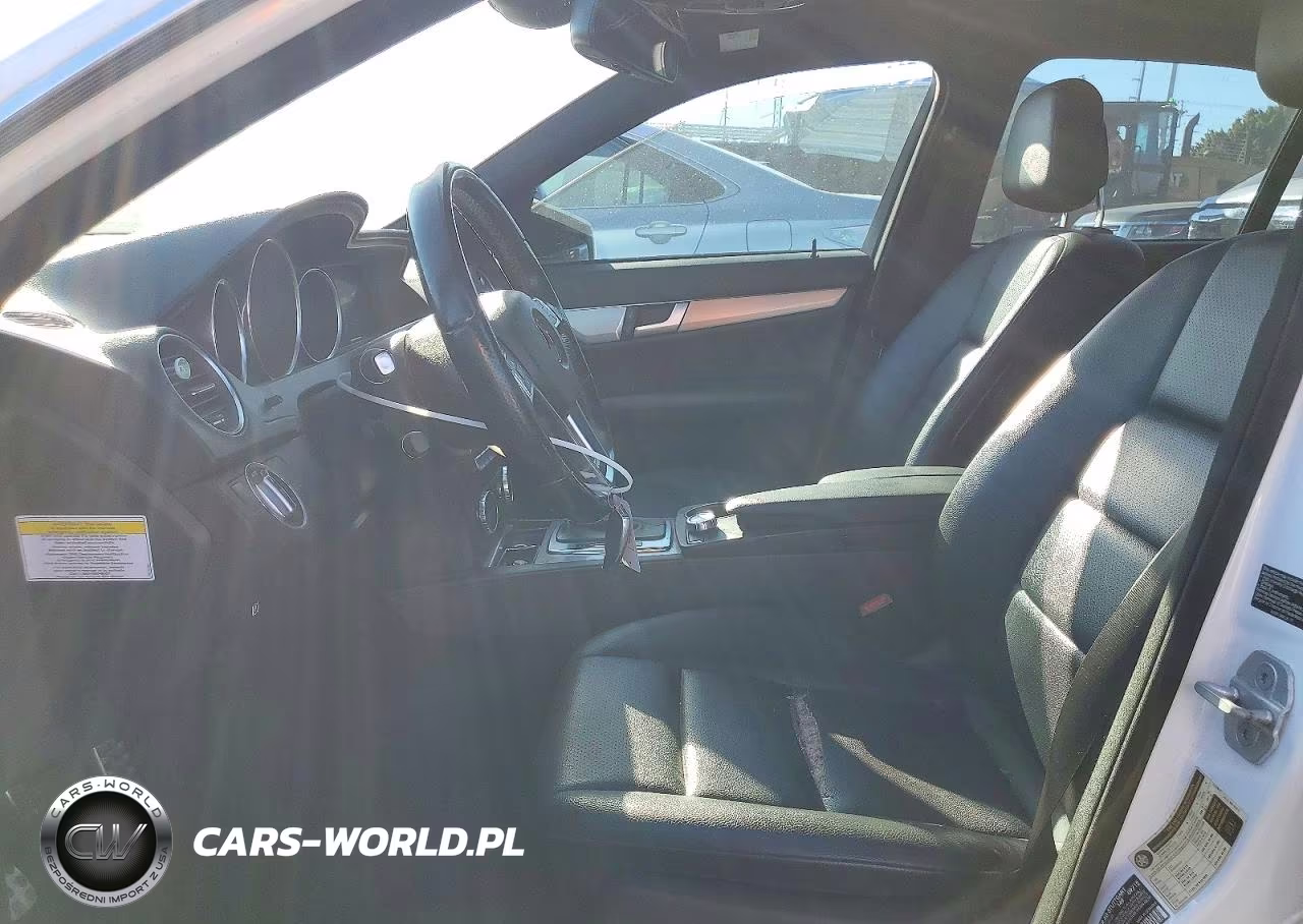 2013 Mercedes-Benz C 250 VIN:WDDGF4HB0DG001498 - 7