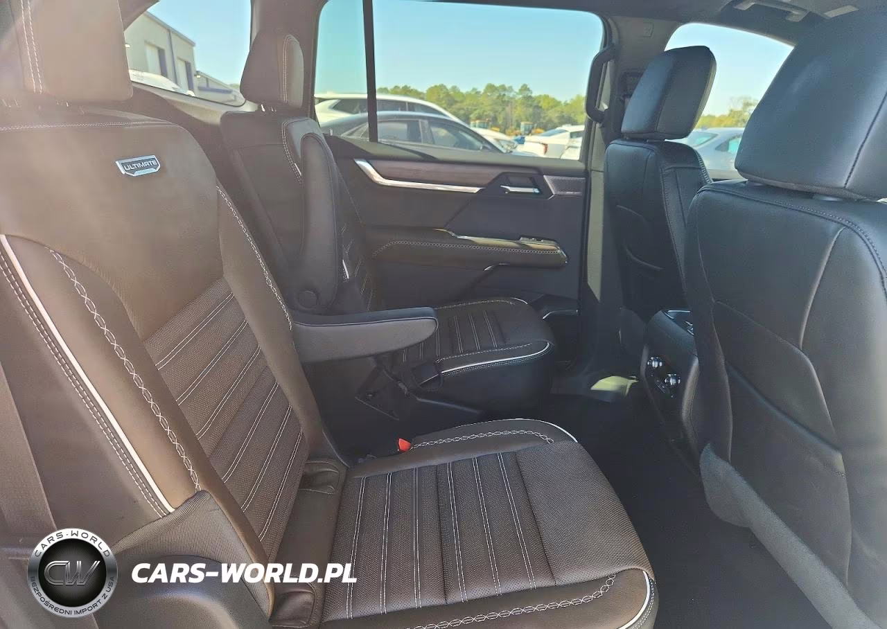 2026 GMC Acadia Denali Ultimate VIN:1GKENTKS5TJ318836 - 11