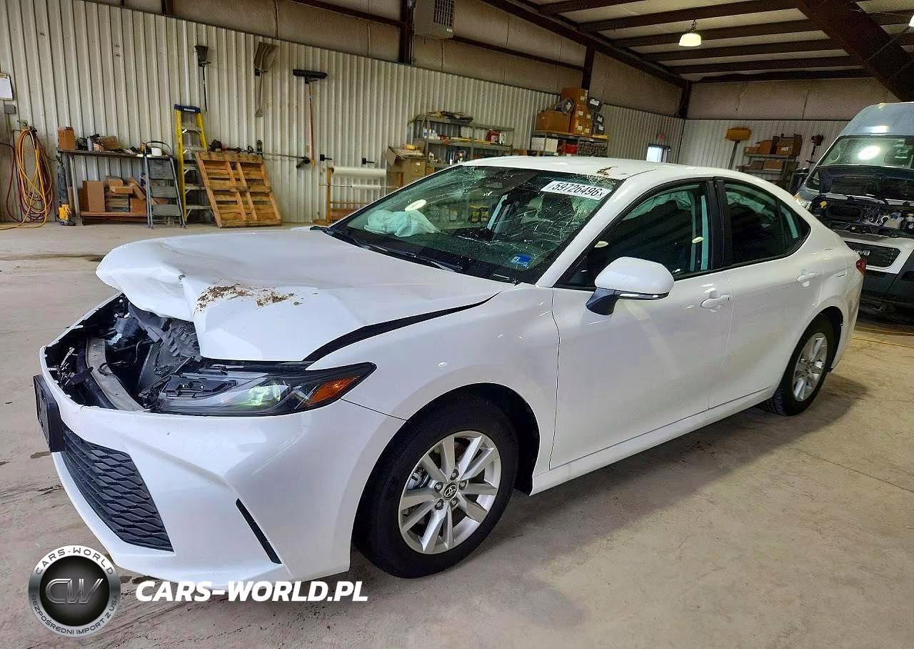 2025 Toyota Camry Le