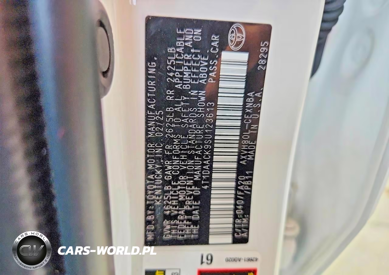 2025 Toyota Camry Le VIN:4T1DAACK9SU123613 - 12