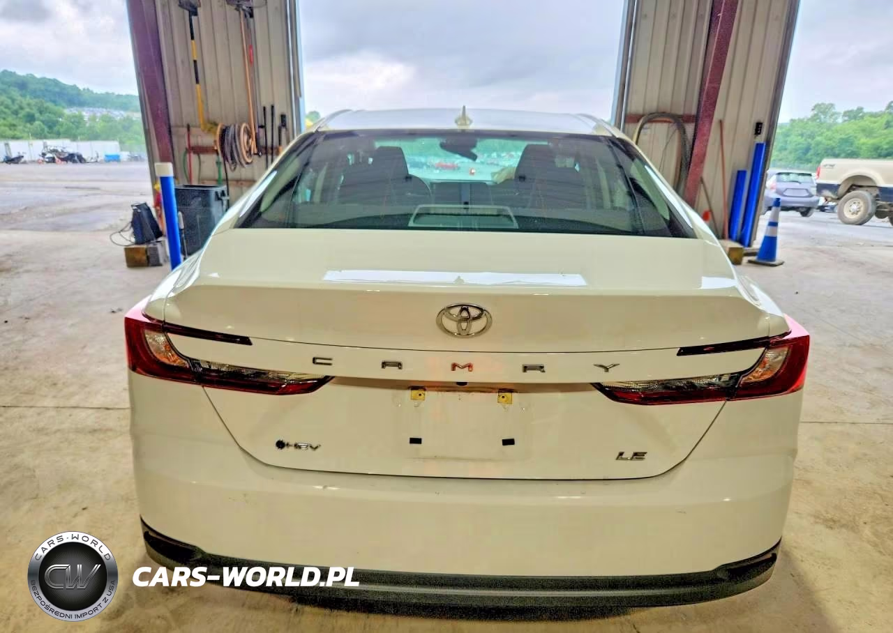 2025 Toyota Camry Le VIN:4T1DAACK9SU123613 - 6