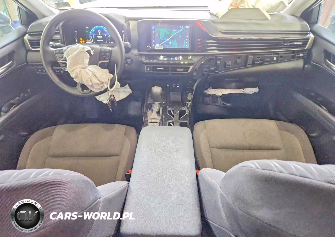 2025 Toyota Camry Le VIN:4T1DAACK9SU123613 - 8