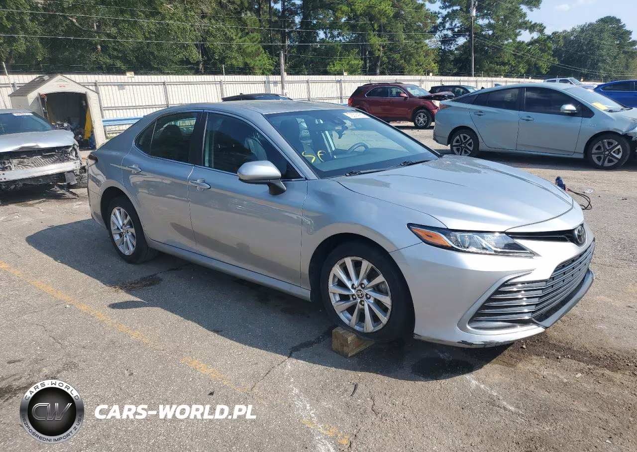 2021 Toyota Camry Le VIN:4T1C11BK0MU028440 - 4