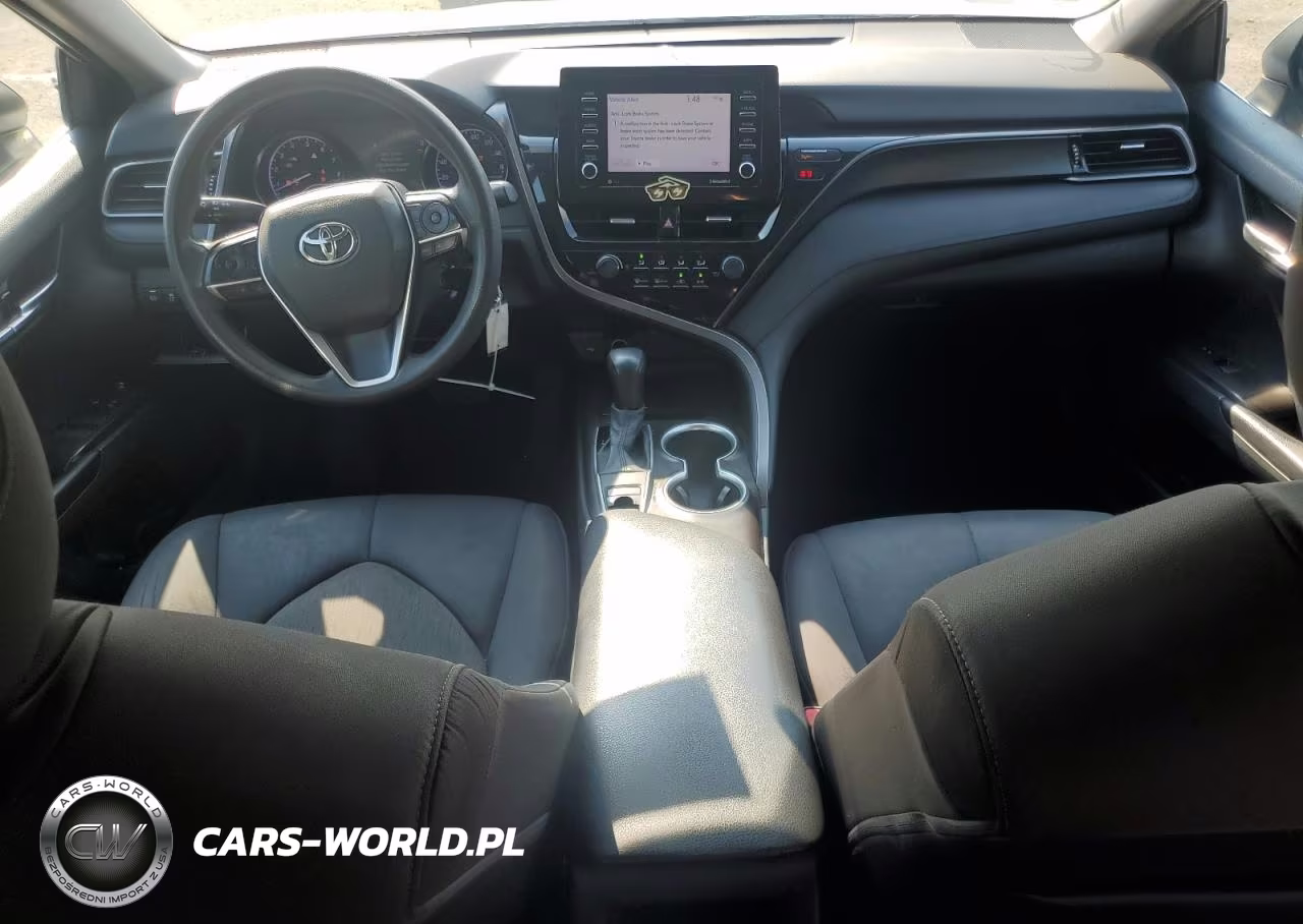 2021 Toyota Camry Le VIN:4T1C11BK0MU028440 - 8