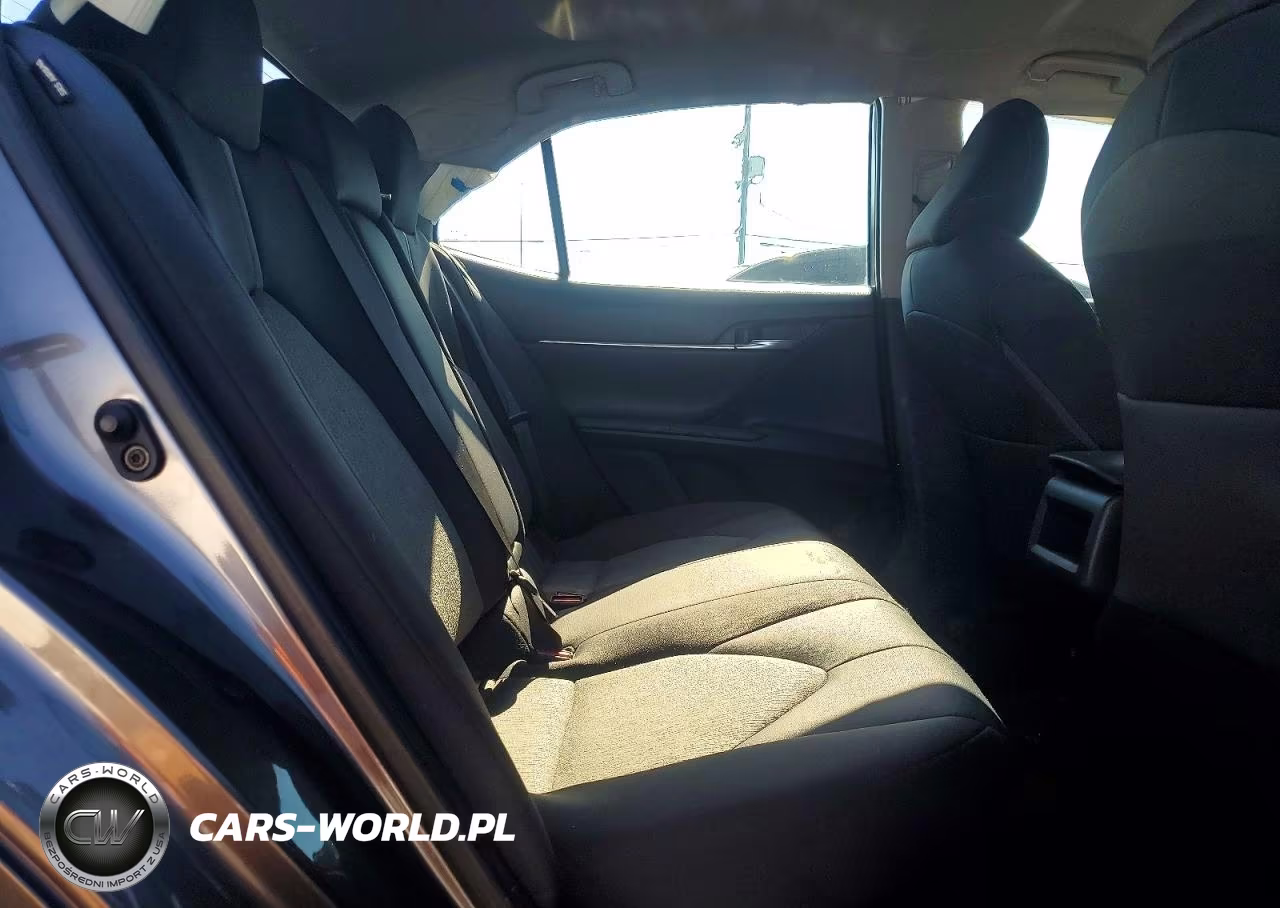 2021 Toyota Camry Le VIN:4T1C31AK7MU549232 - 10