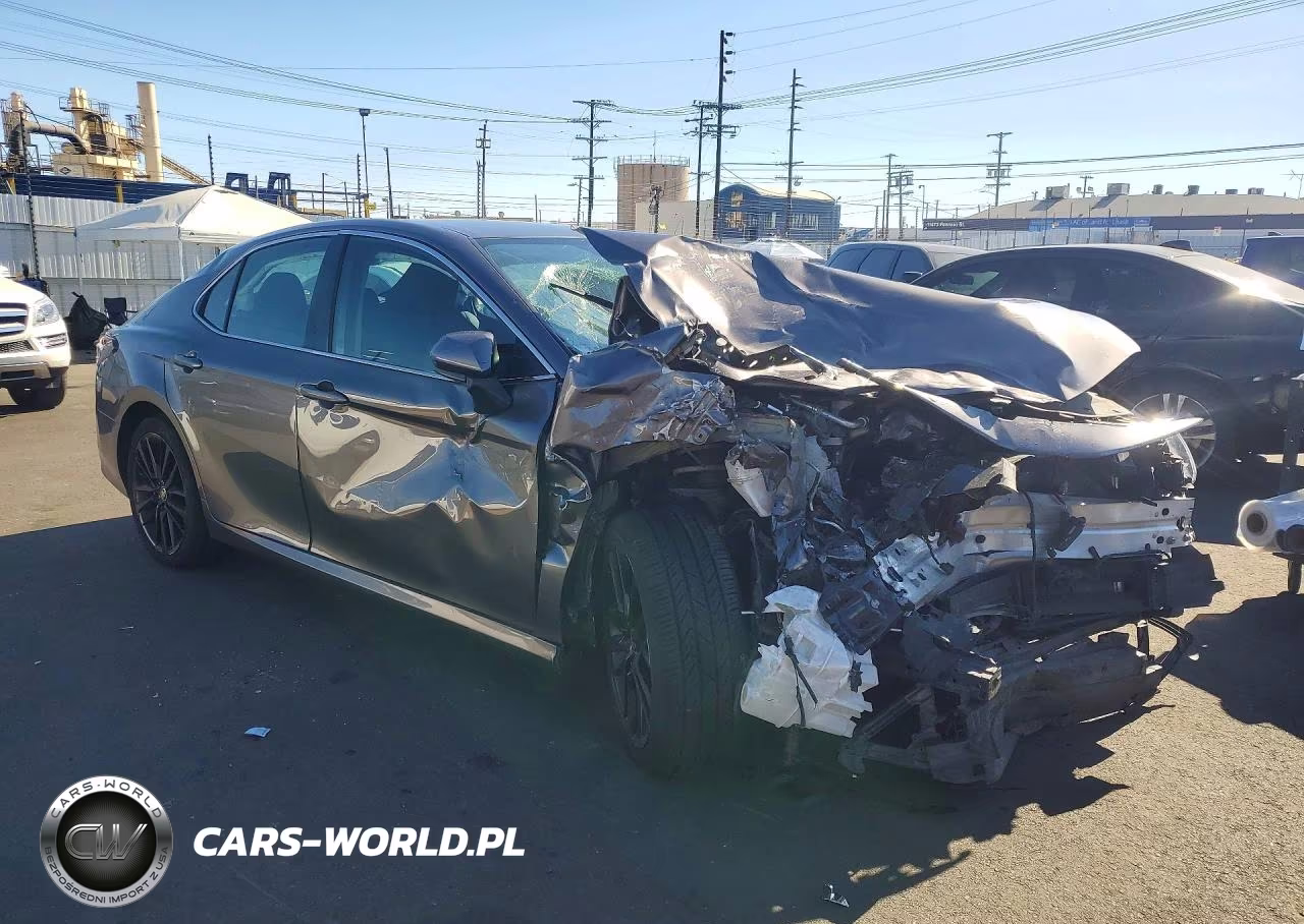 2021 Toyota Camry Le VIN:4T1C31AK7MU549232 - 4