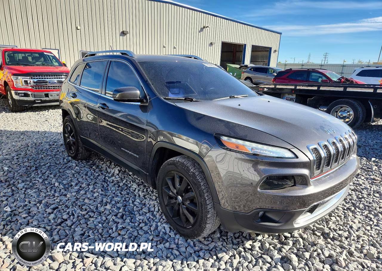 2015 Jeep Cherokee Limited VIN:1C4PJMDS1FW790199 - 4