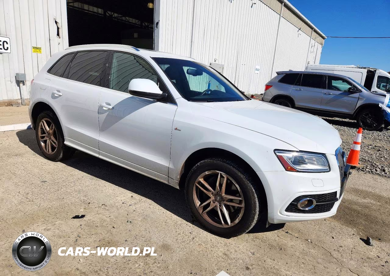 2014 Audi Q5 Premium Plus VIN:WA1DGAFPXEA071631 - 4