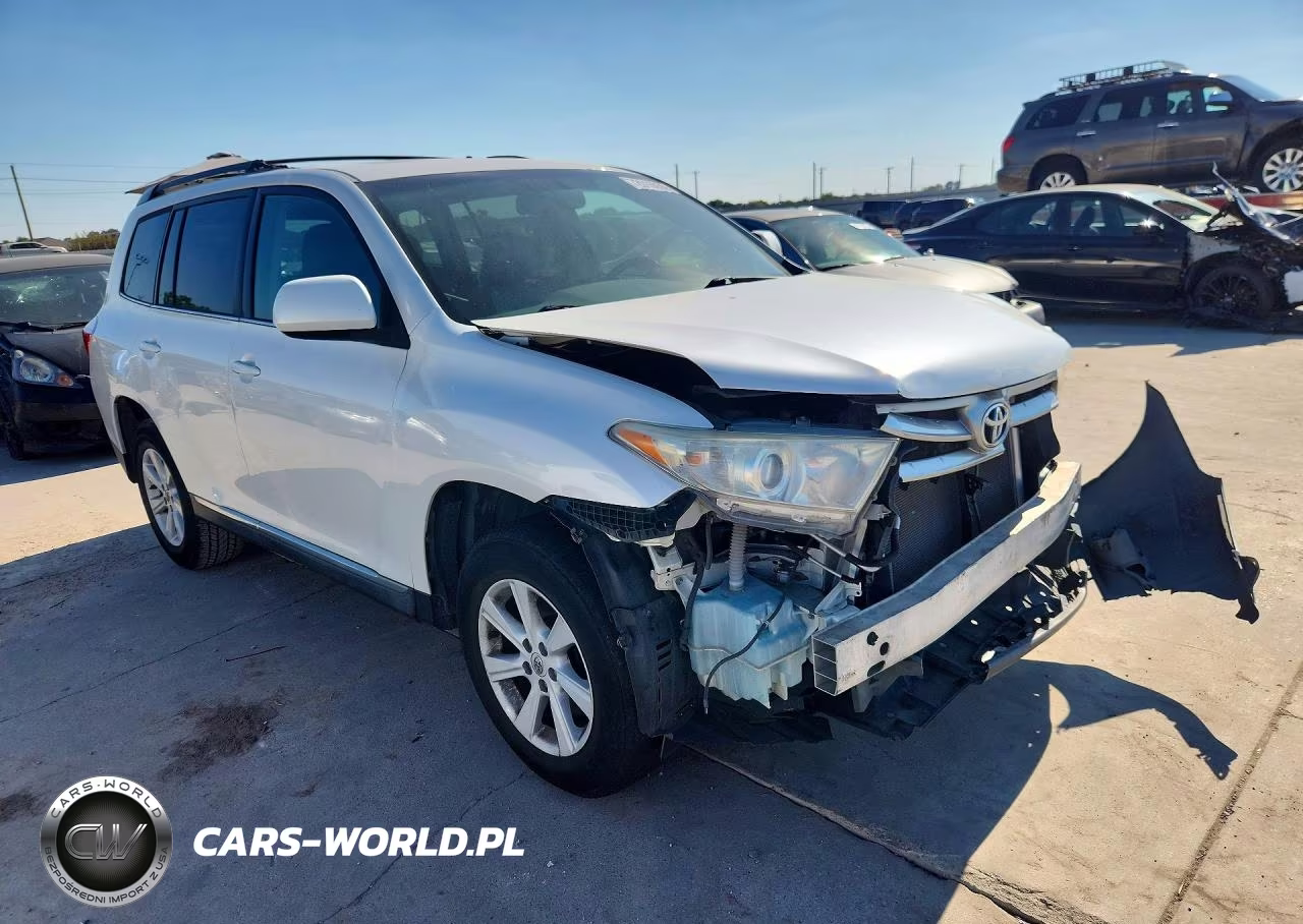 2013 Toyota Highlander Se VIN:5TDZK3EH8DS117667 - 4