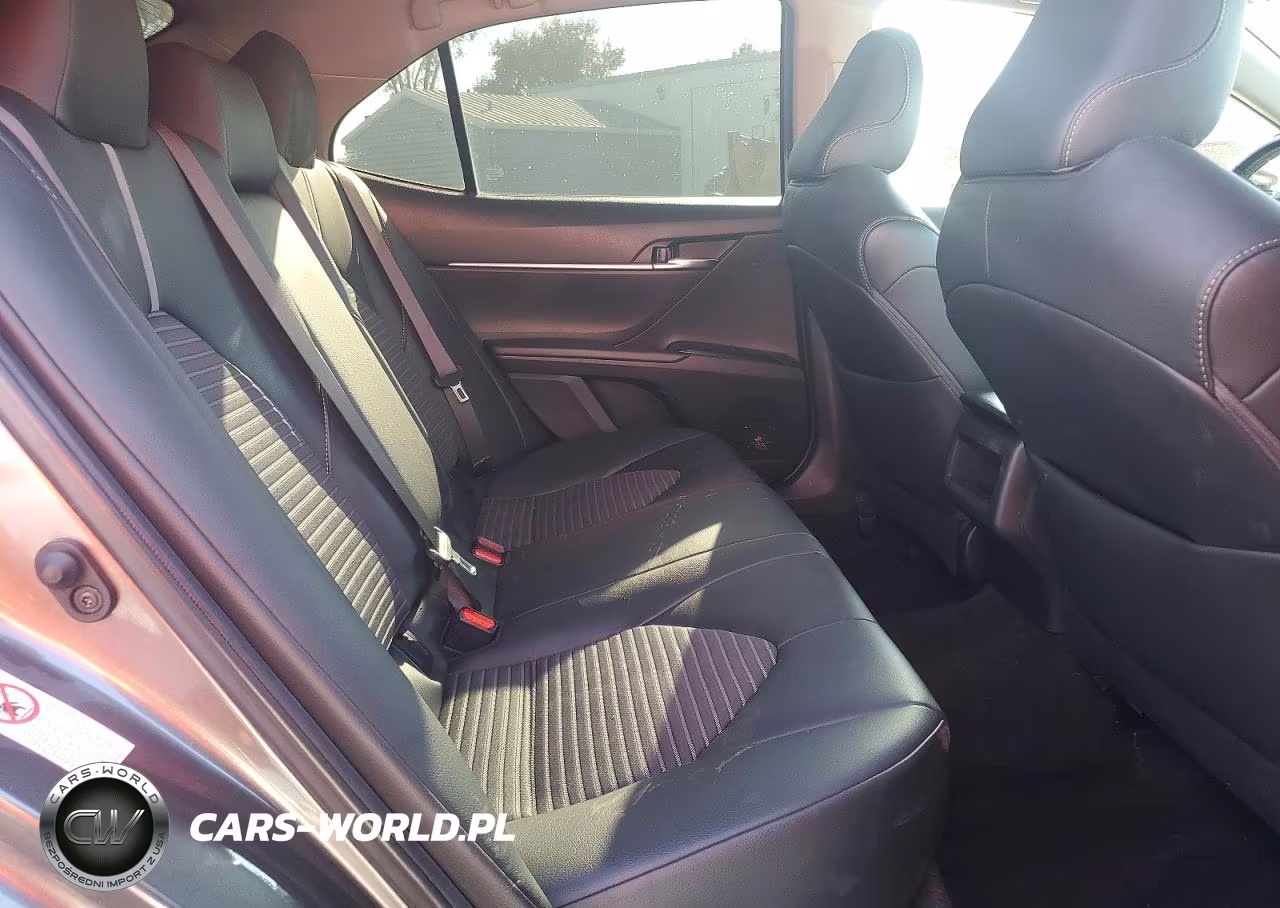 2019 Toyota Camry Se VIN:4T1B11HK9KU735486 - 10
