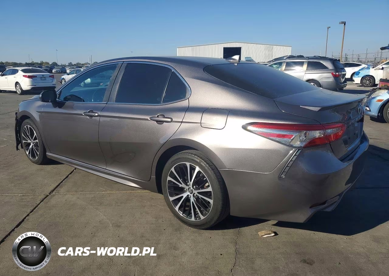 2019 Toyota Camry Se VIN:4T1B11HK9KU735486 - 2