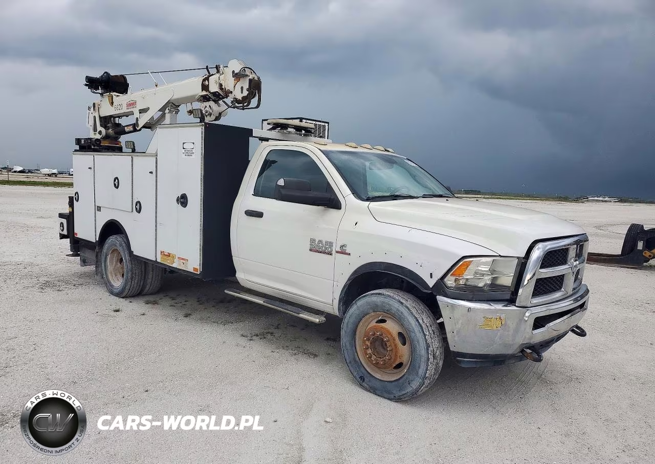 2015 Ram 5500 Utility - Service Truck VIN:3C7WRMBLXFG626211 - 4
