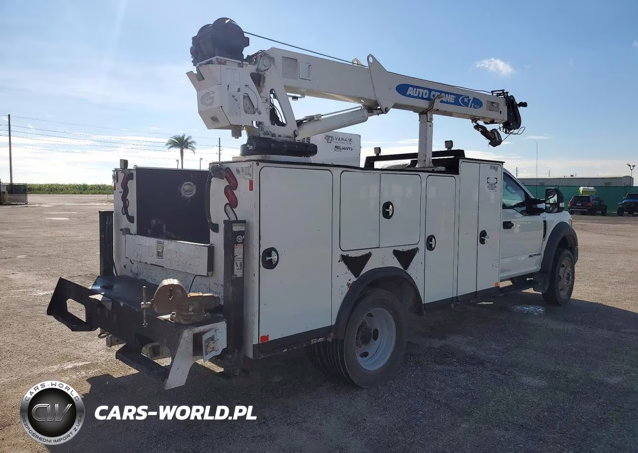 2019 Ford F550 Super Duty Utility - Service Truck VIN:1FDUF5HT5KEC46393 - 3