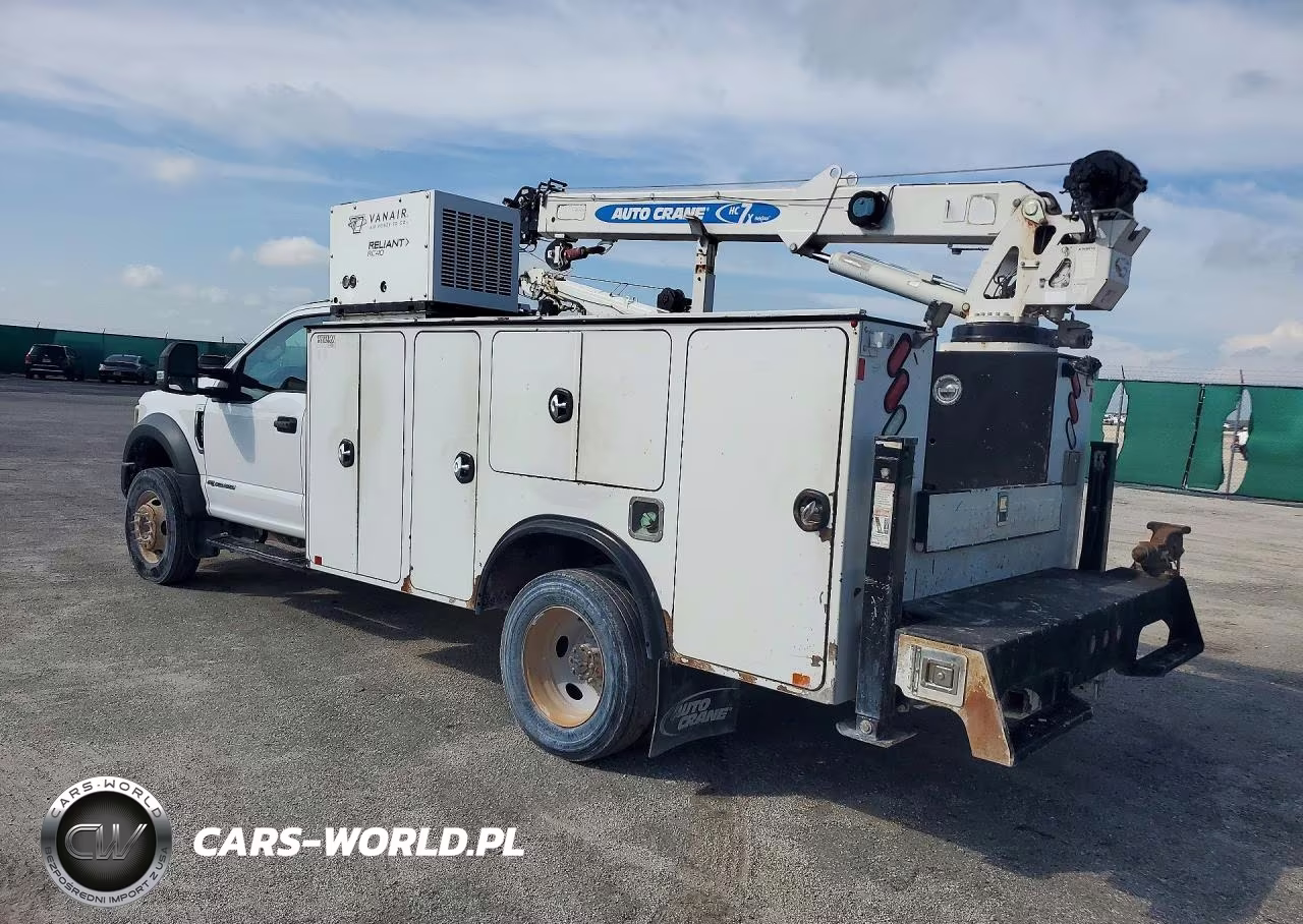 2019 Ford F550 Super Duty Utility - Service Truck VIN:1FDUF5GT0KEF71065 - 2