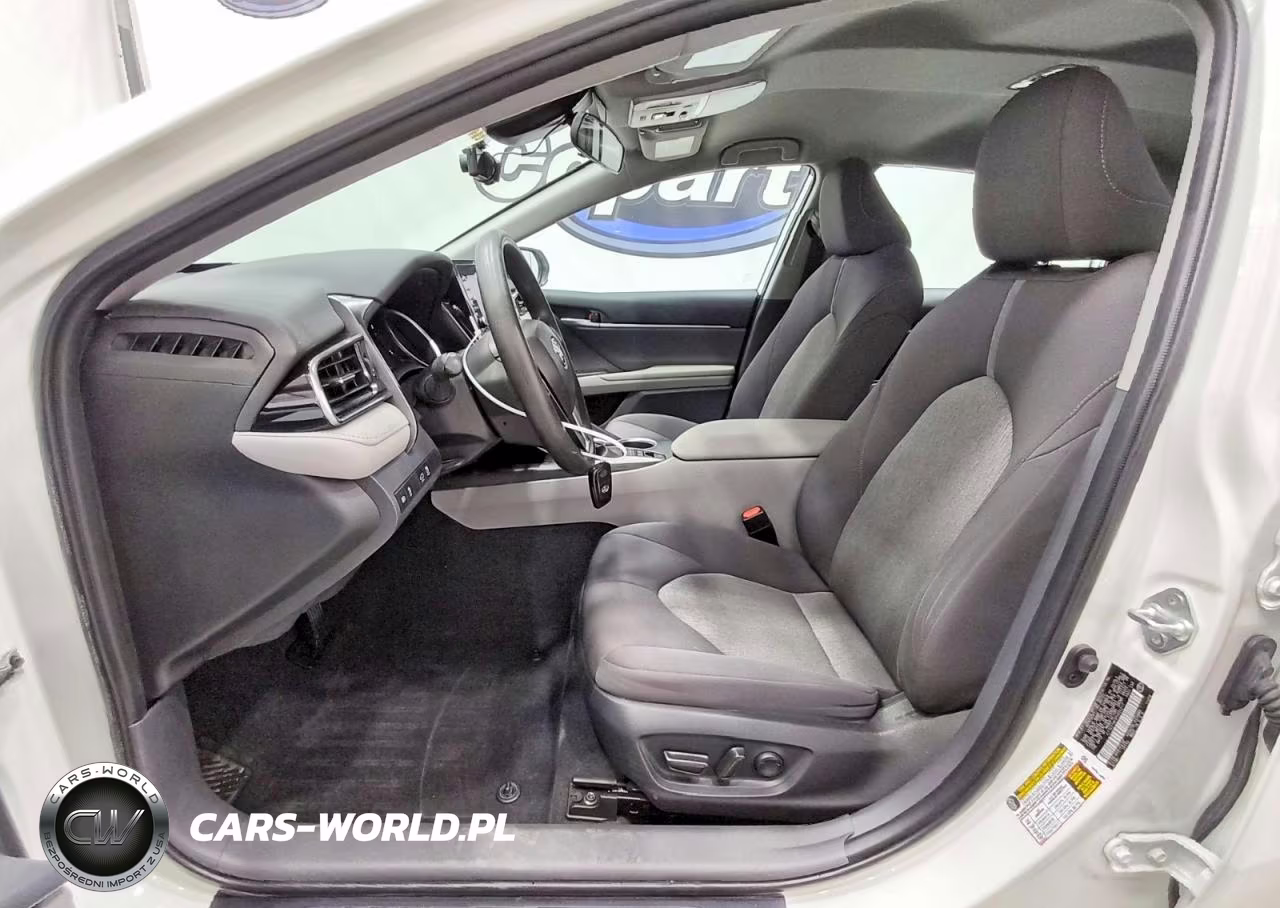 2023 Toyota Camry Hybrid Le VIN:4T1C31AKXPU055211 - 7