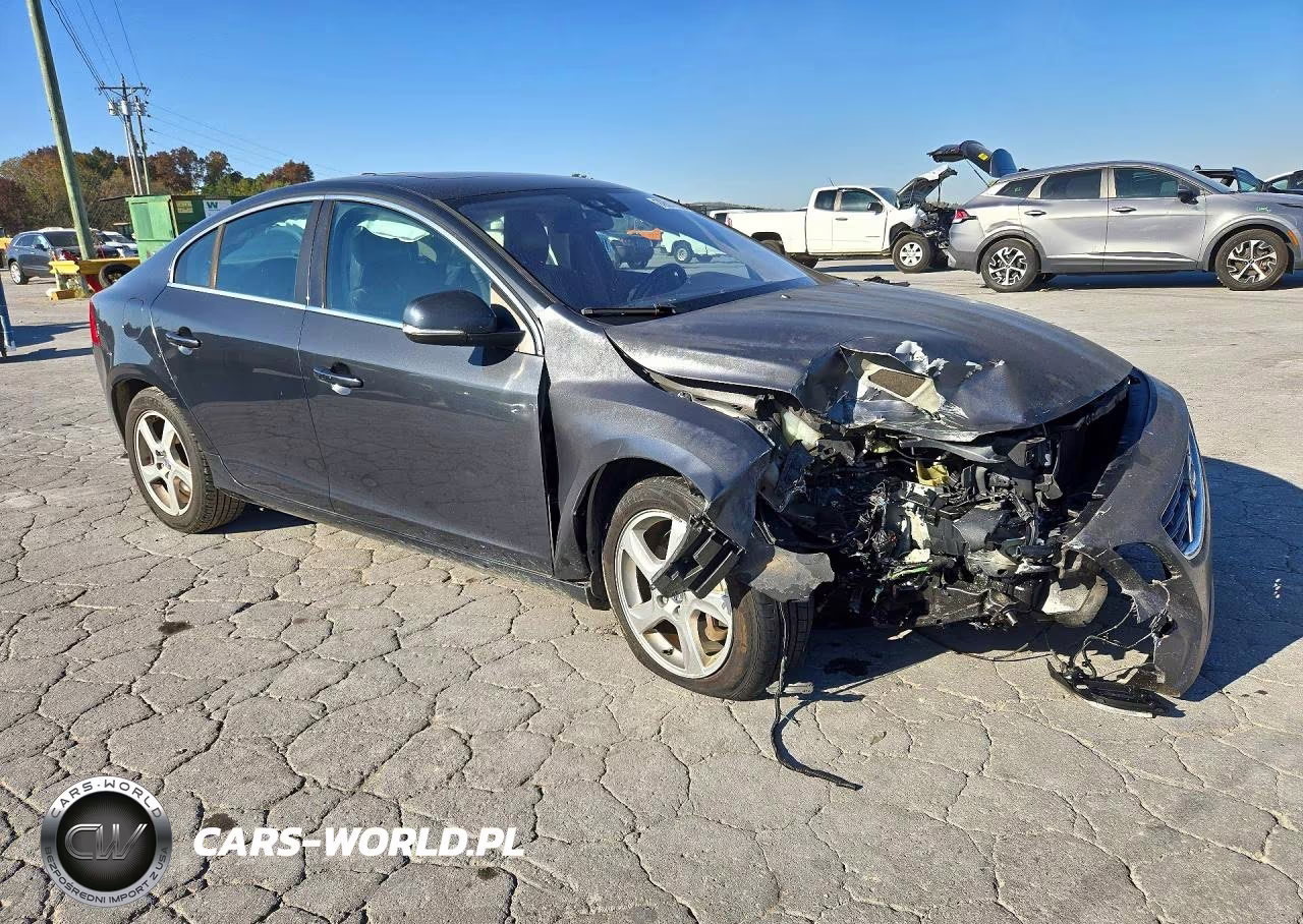 2013 Volvo S60 T5 VIN:YV1612FS1D1212718 - 4
