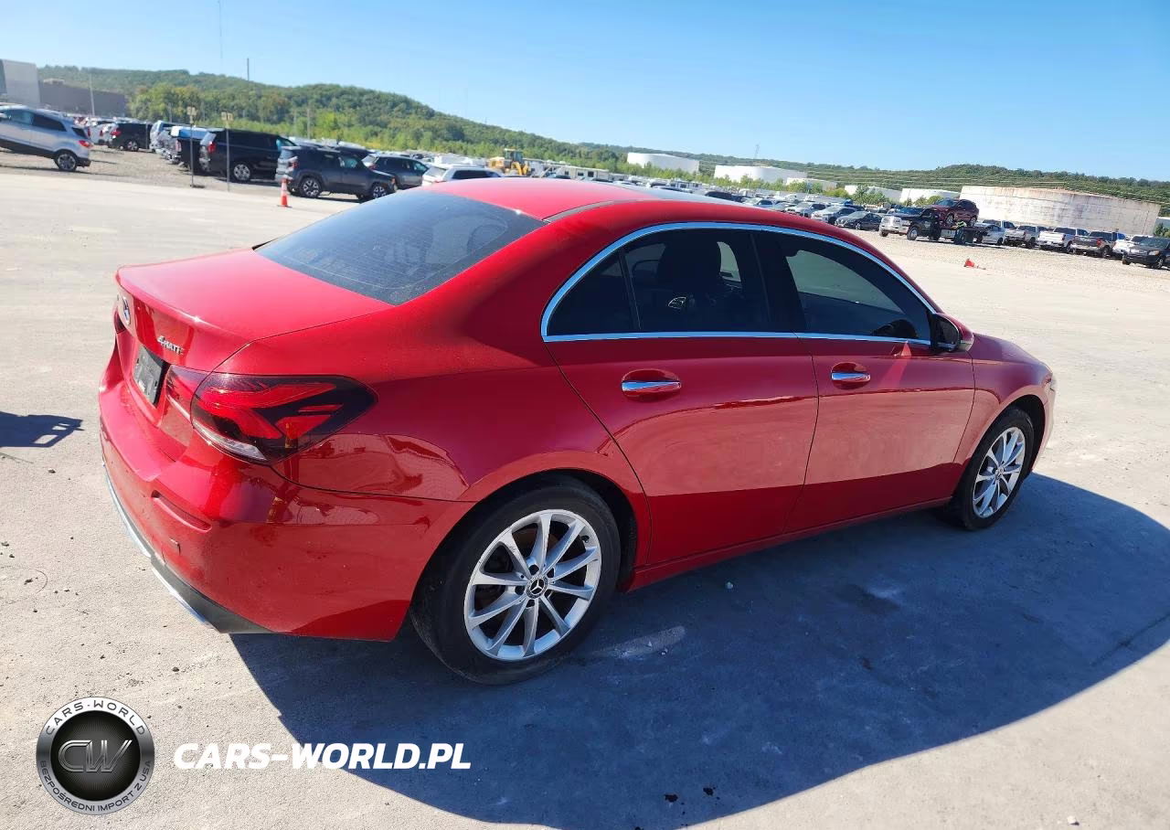 2019 Mercedes-Benz A 220 4Matic VIN:WDD3G4FB5KW024373 - 3