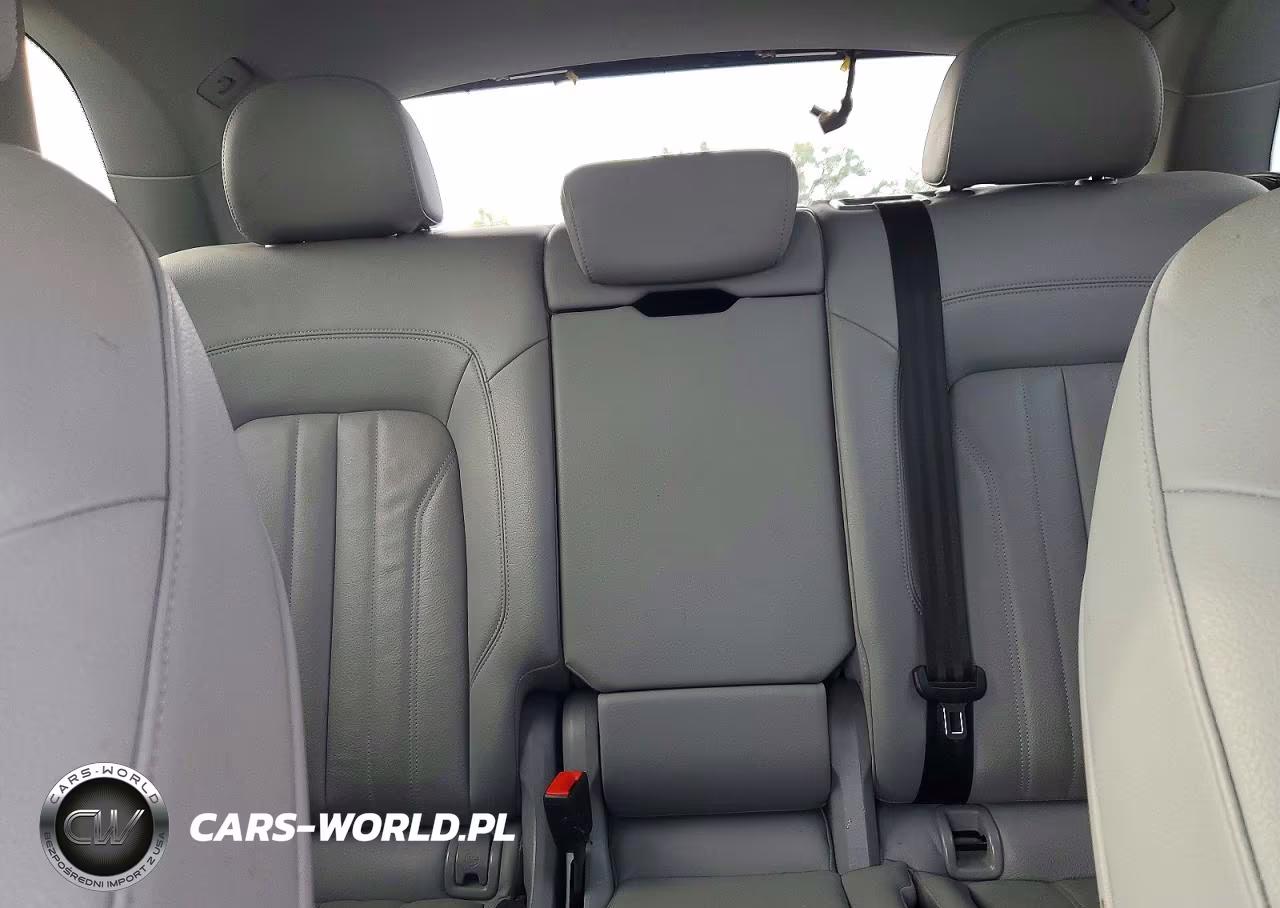 2020 Audi Q5 Premium Plus VIN:WA1BNAFY0L2066757 - 10