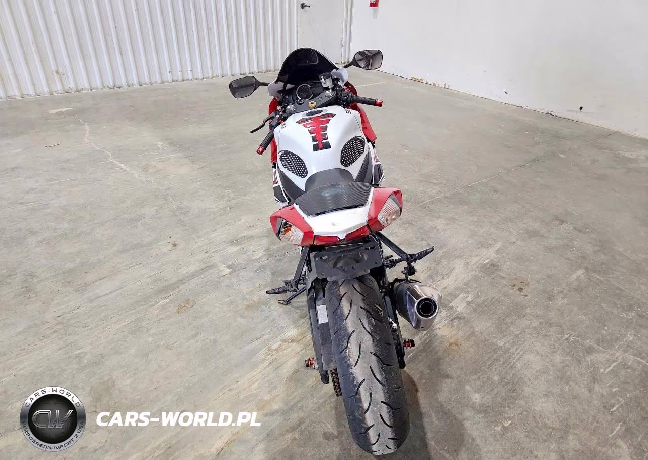 2024 Suzuki Gsx-R600 VIN:JS1GN7FA3R7100035 - 4