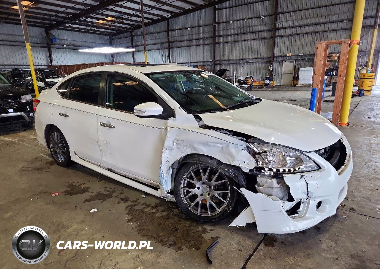 2015 Nissan Sentra Sr VIN:3N1AB7APXFY334542 - 4