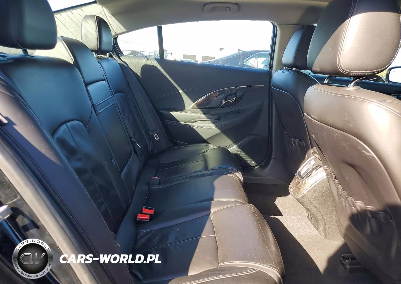 2016 Buick Lacrosse Sport Touring VIN:1G4G45G33GF174213 - 10