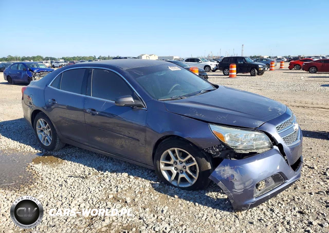 2013 Chevrolet Malibu 1Lt VIN:1G11C5SA3DF320097 - 4