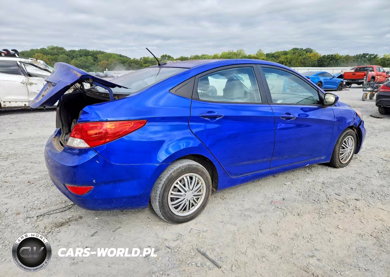 2014 Hyundai Accent Gls VIN:KMHCT4AE8EU671482 - 3