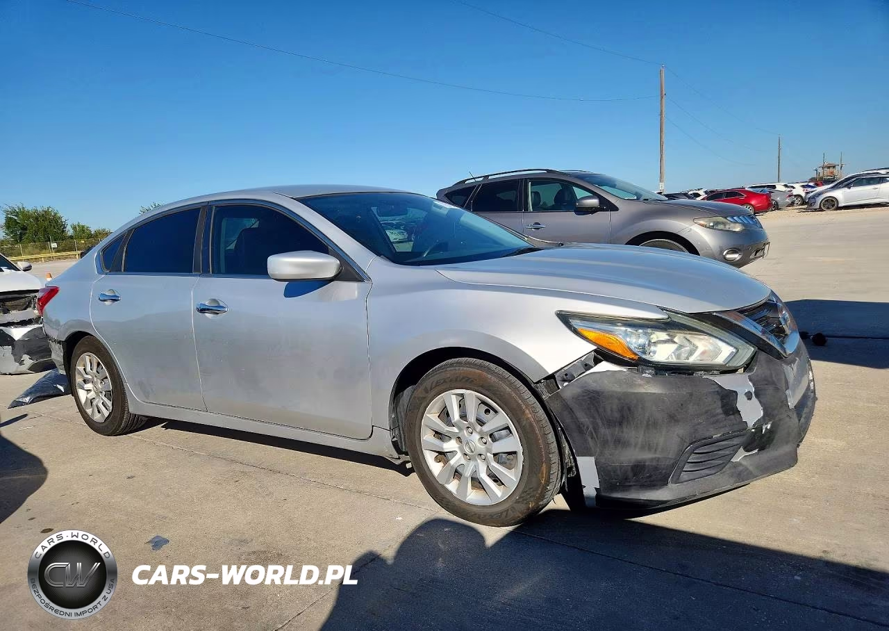2017 Nissan Altima 2.5 S VIN:1N4AL3AP1HN345471 - 4