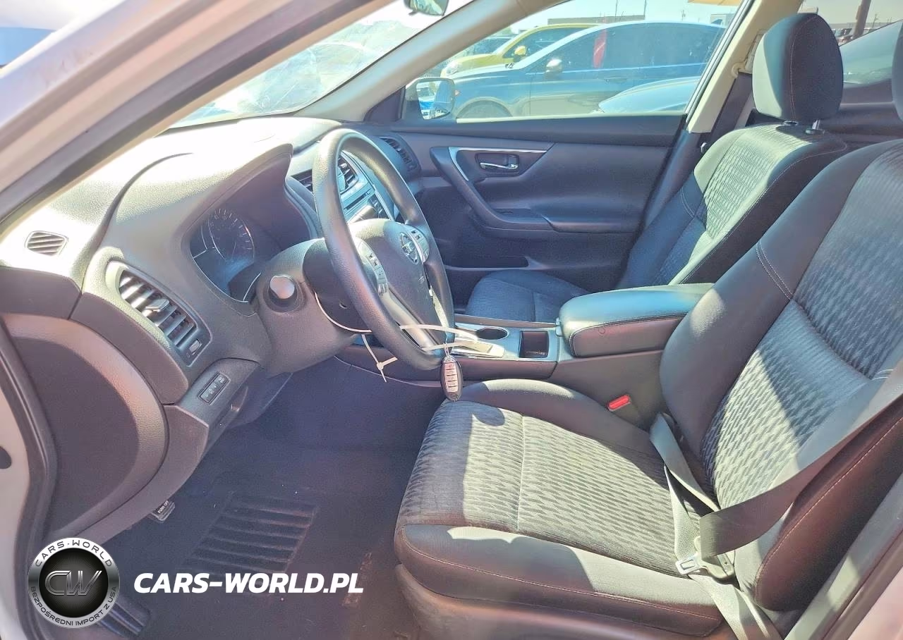 2017 Nissan Altima 2.5 S VIN:1N4AL3AP1HN345471 - 7