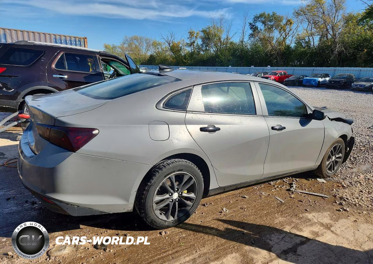 2017 Chevrolet Malibu Lt VIN:1G1ZE5ST6HF126183 - 3