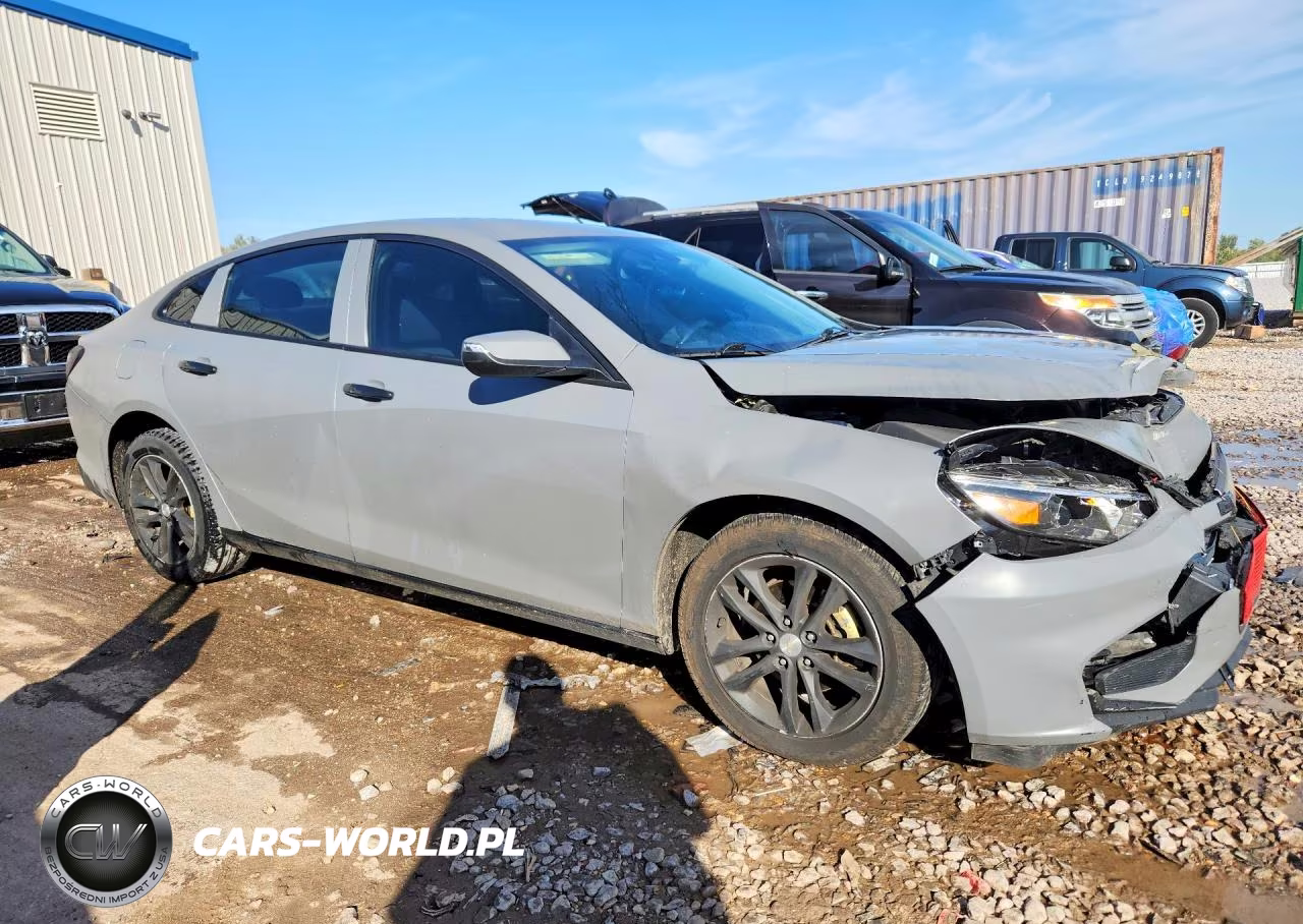 2017 Chevrolet Malibu Lt VIN:1G1ZE5ST6HF126183 - 4