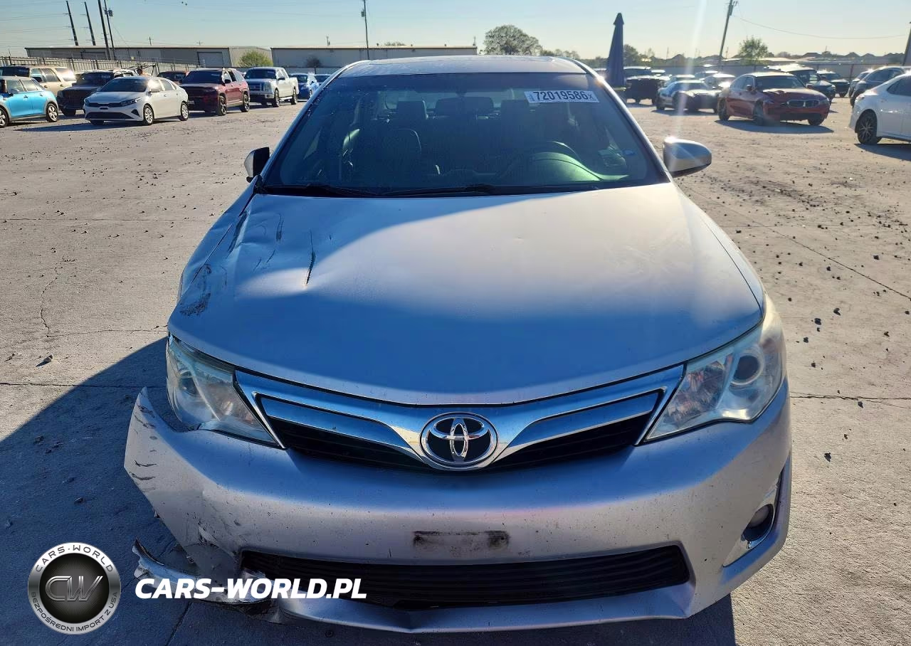 2014 Toyota Camry Xle VIN:4T1BF1FK1EU857848 - 5