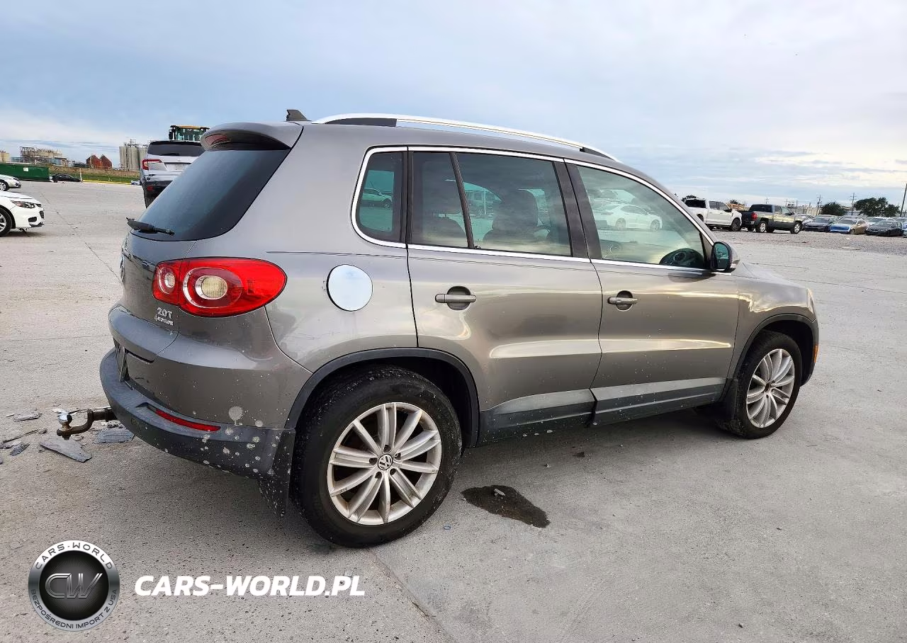 2011 Volkswagen Tiguan S VIN:WVGBV7AX3BW506349 - 3