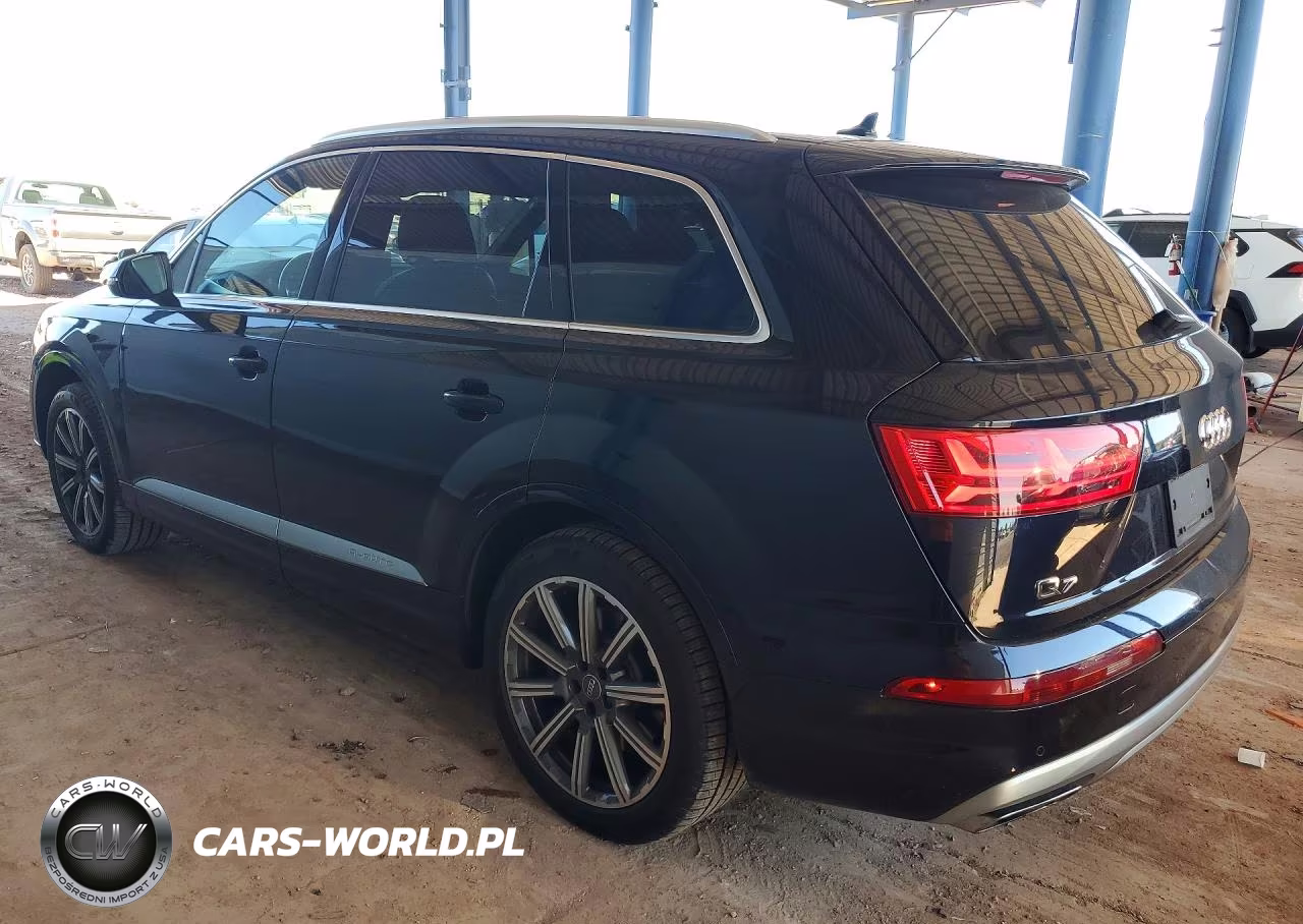 2017 Audi Q7 Premium Plus VIN:WA1LAAF76HD009708 - 2