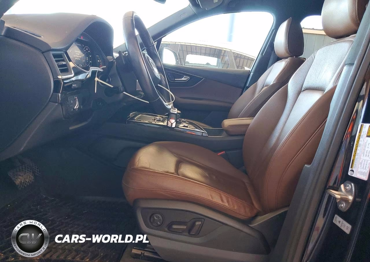 2017 Audi Q7 Premium Plus VIN:WA1LAAF76HD009708 - 7