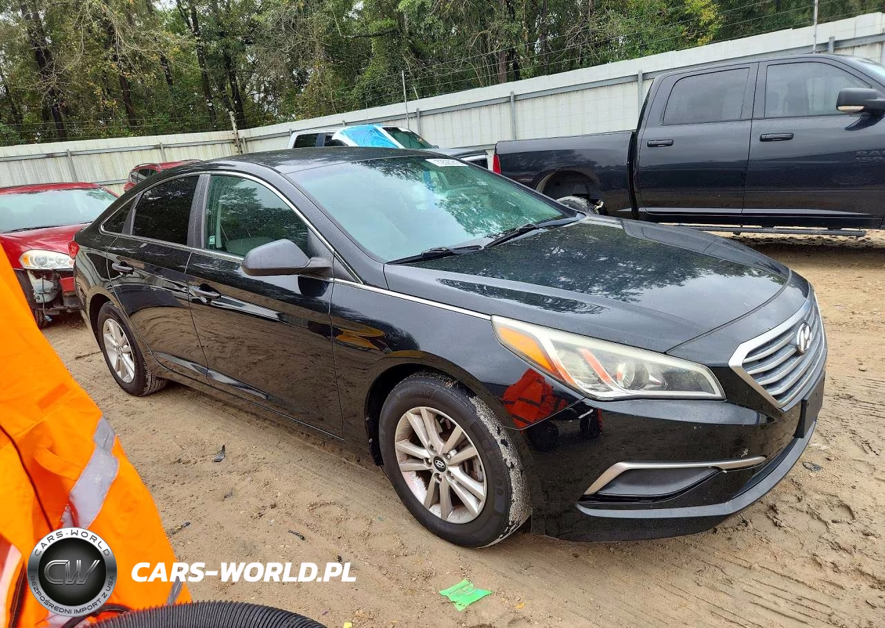 2016 Hyundai Sonata Se VIN:5NPE24AF2GH332125 - 4