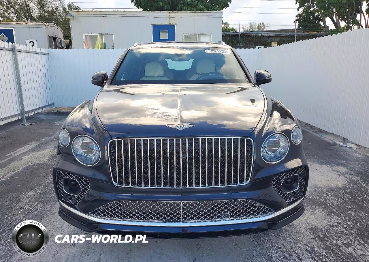 2023 Bentley Bentayga VIN:SJAHT2ZV3PC017079 - 5