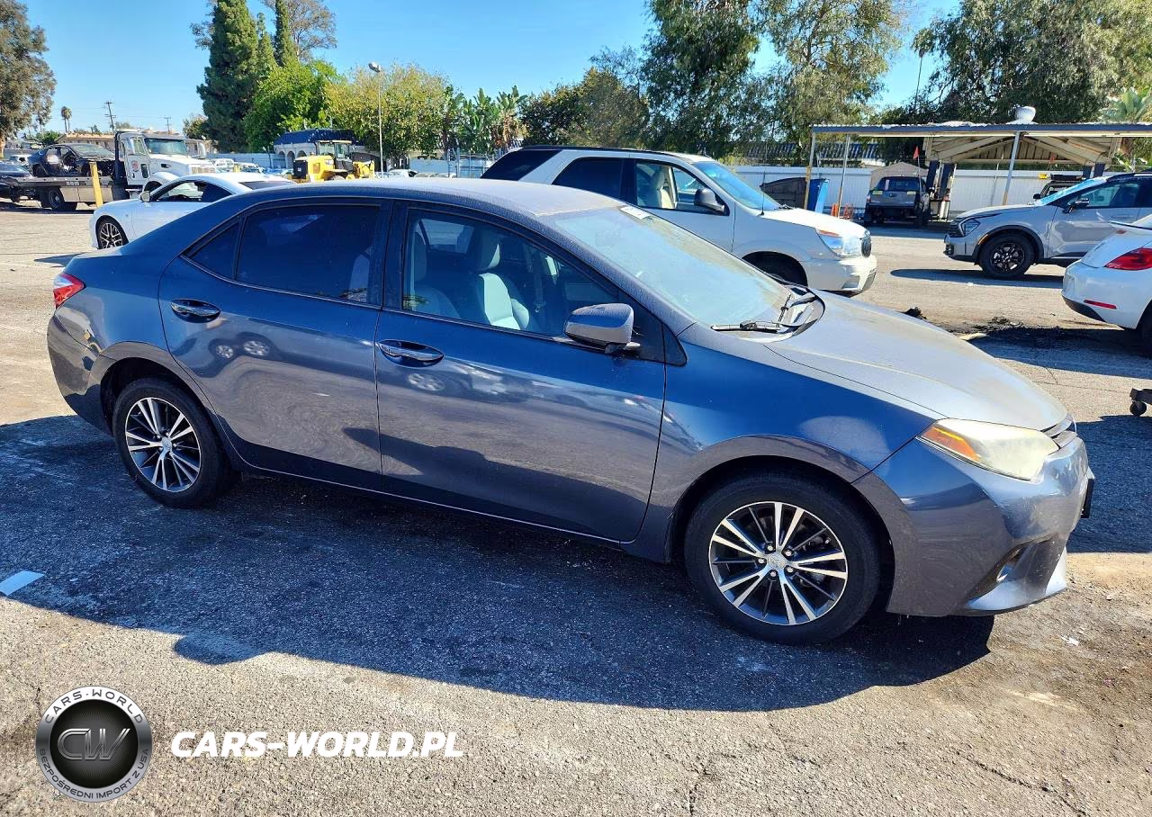 2016 Toyota Corolla Le Plus VIN:5YFBURHEXGP537928 - 4