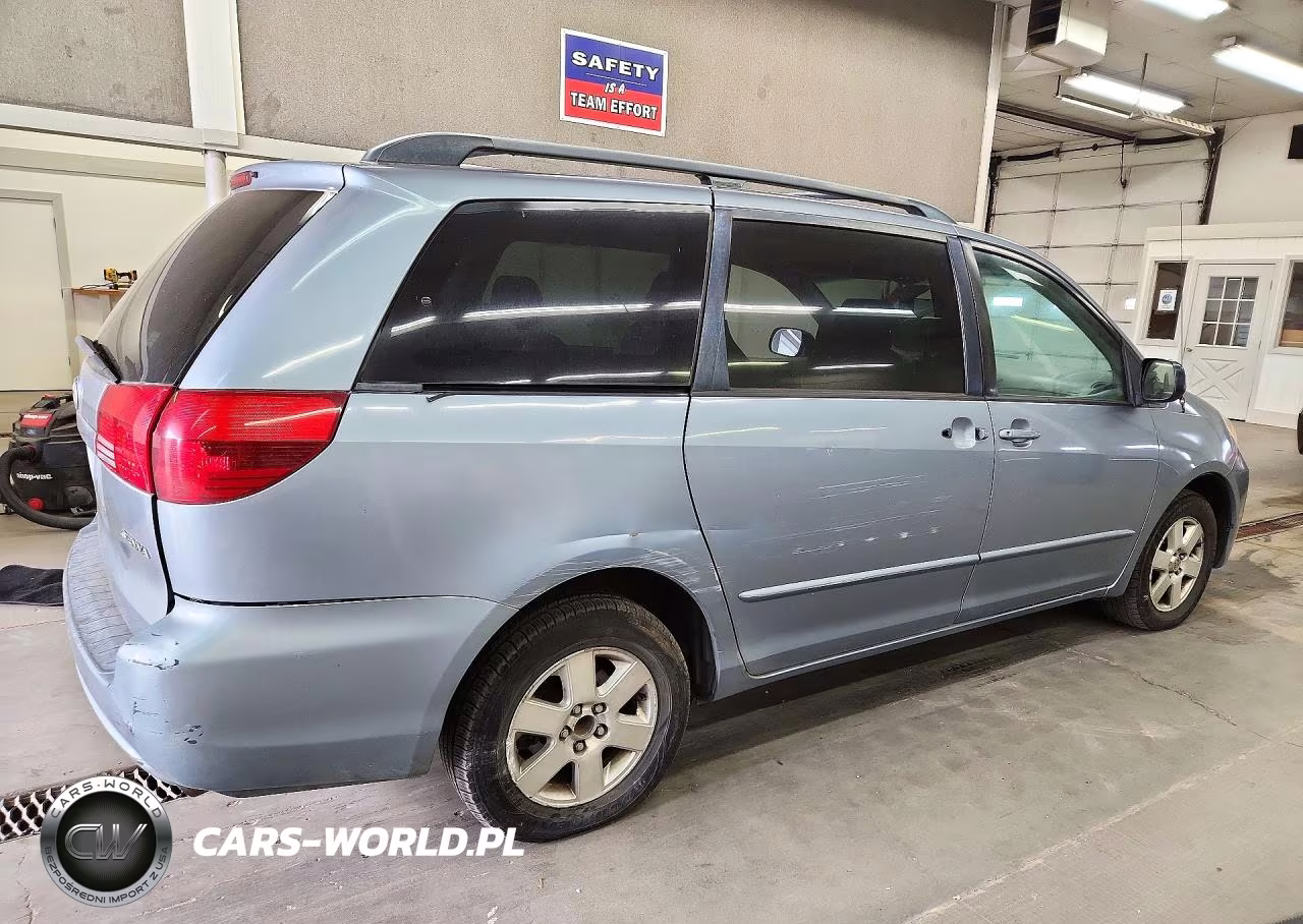 2004 Toyota Sienna Le 7 Passenger VIN:5TDZA23C54S133605 - 3