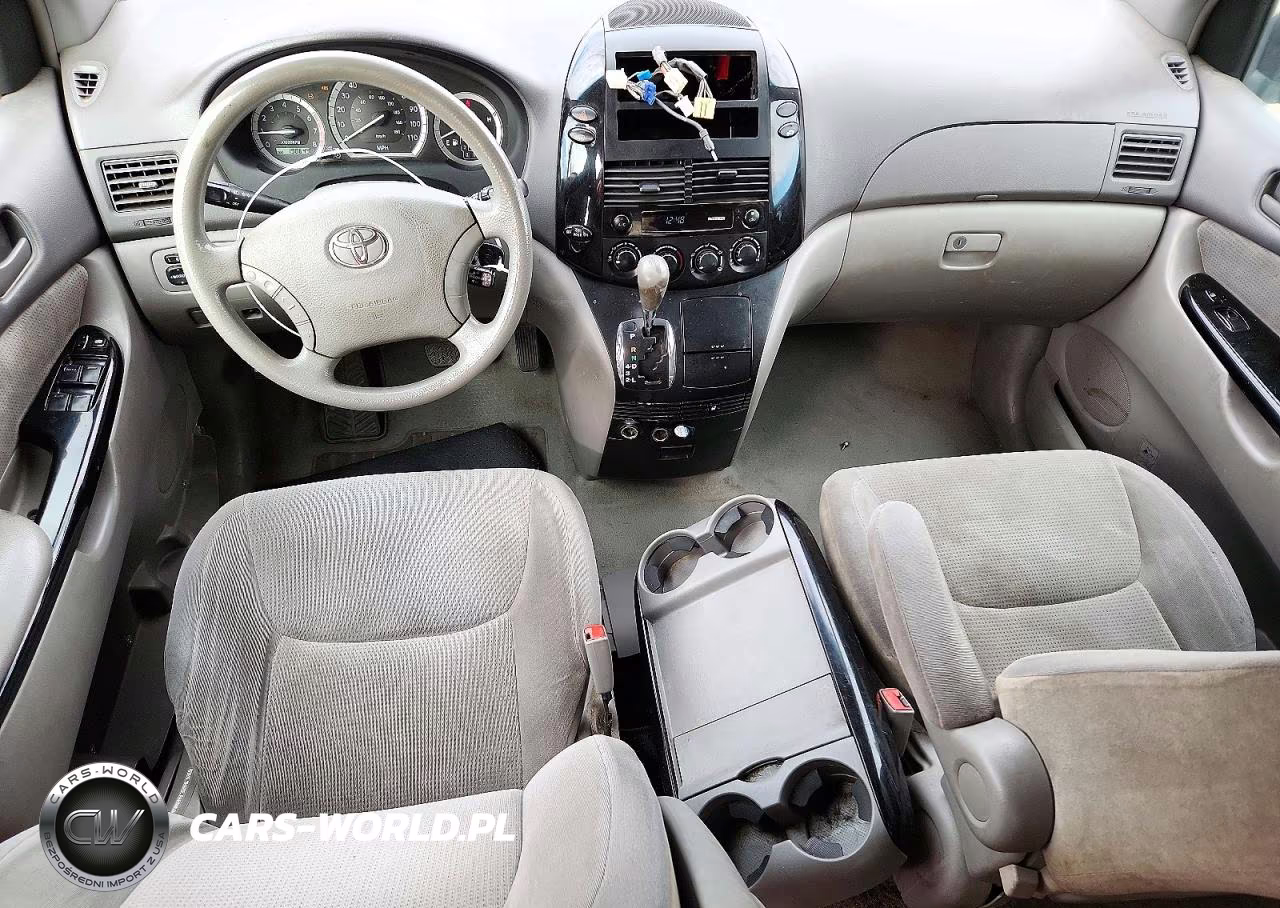 2004 Toyota Sienna Le 7 Passenger VIN:5TDZA23C54S133605 - 8