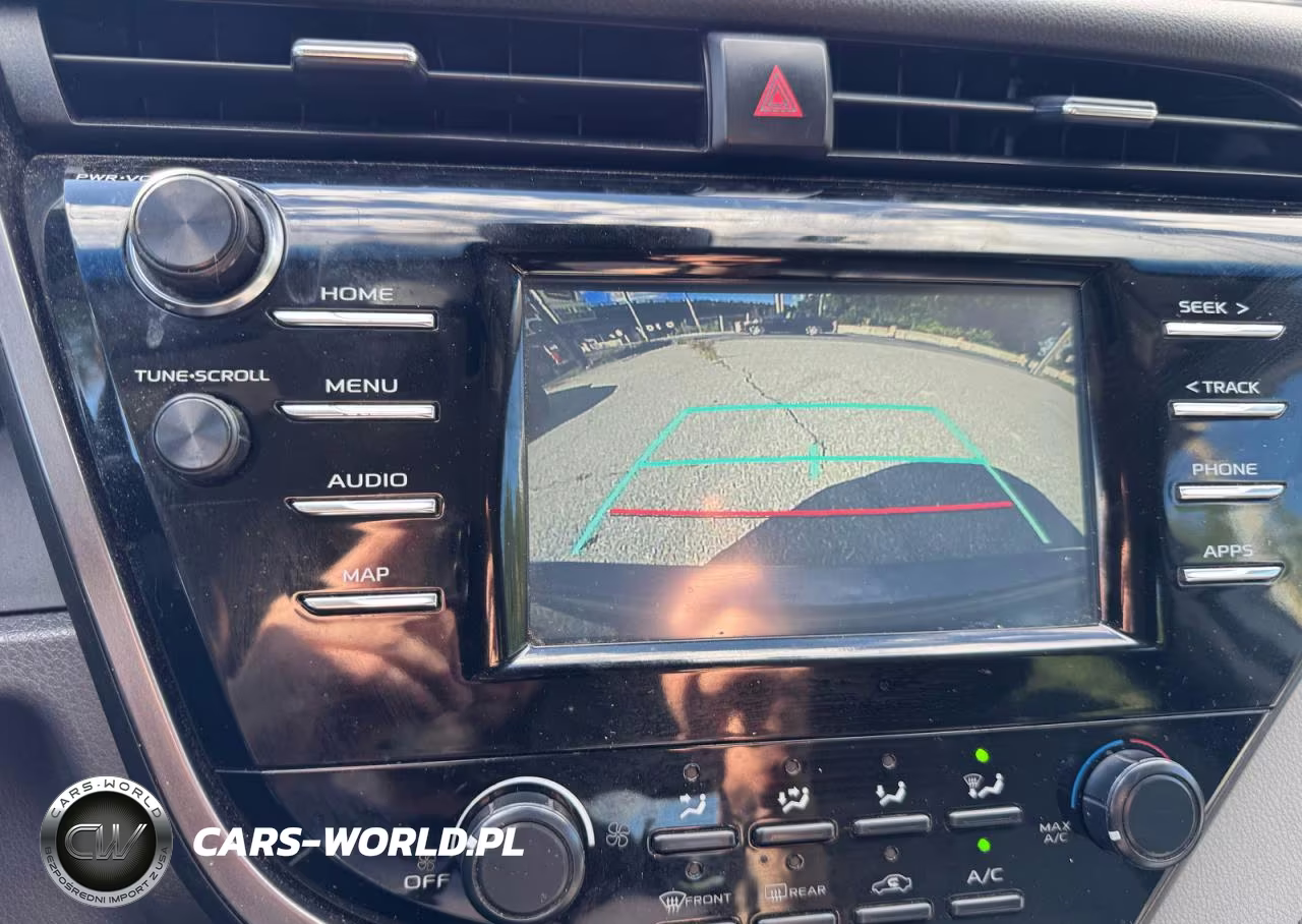 2019 Toyota Camry Le VIN:4T1B11HK7KU268200 - 12