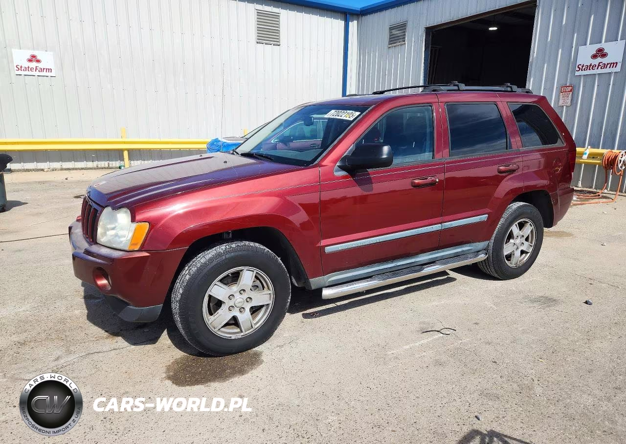 2007 Jeep Grand Cherokee Laredo VIN:1J8HS48P47C699320 - 1