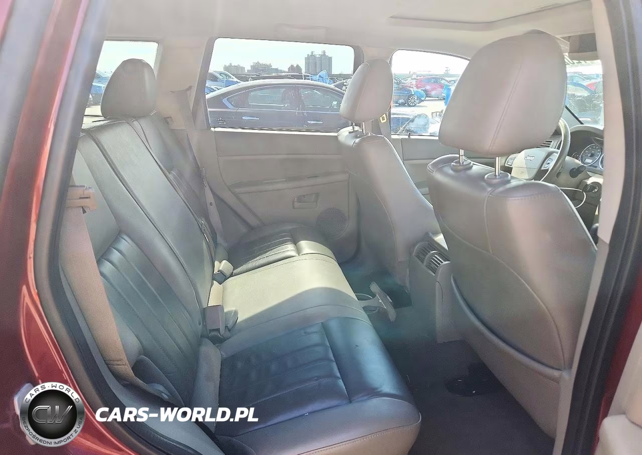 2007 Jeep Grand Cherokee Laredo VIN:1J8HS48P47C699320 - 11
