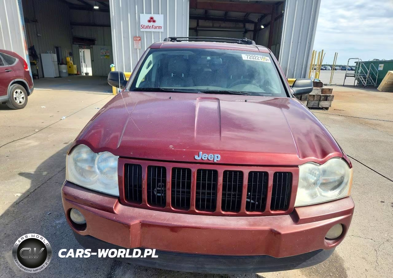 2007 Jeep Grand Cherokee Laredo VIN:1J8HS48P47C699320 - 5
