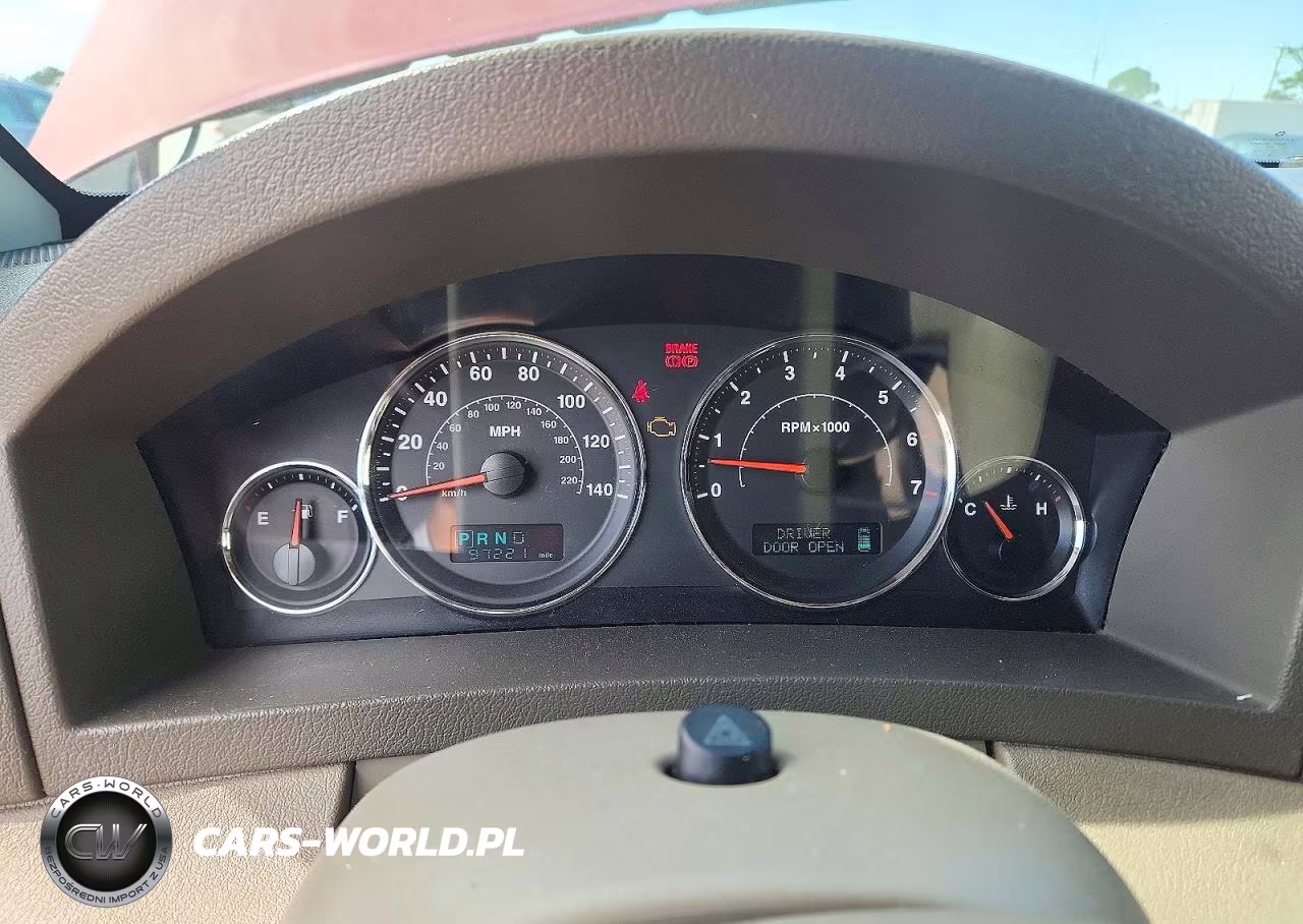2007 Jeep Grand Cherokee Laredo VIN:1J8HS48P47C699320 - 9